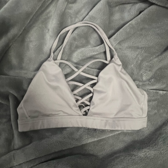 Bundle of sports bras - Picture 7 of 7